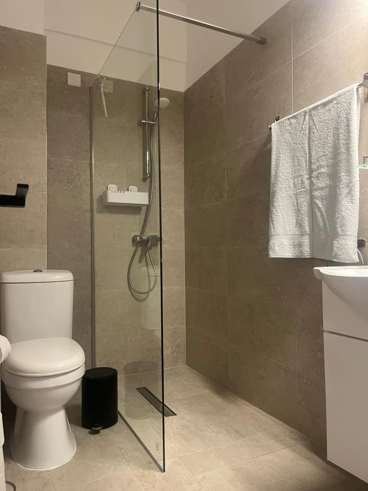 Appartamento Diamond Complex Paphos Esterno foto