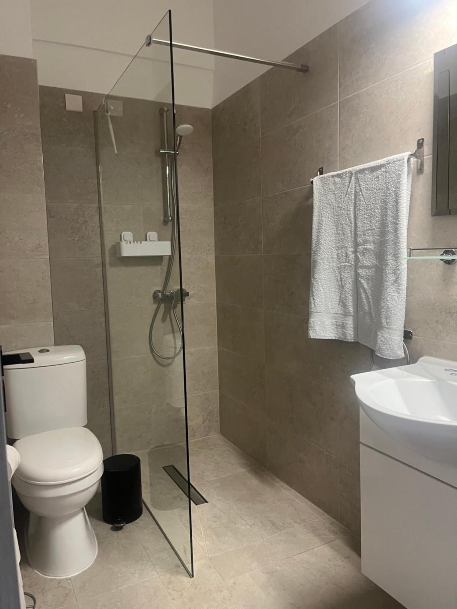 Appartamento Diamond Complex Paphos Esterno foto